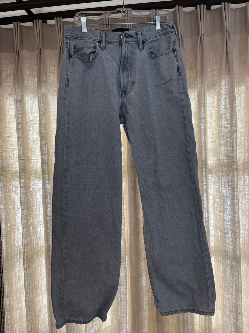 Abercrombie & Fitch Men's Relaxed Jeans - Washed Gray